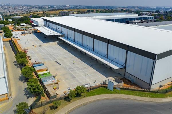 12 674  m² Industrial space