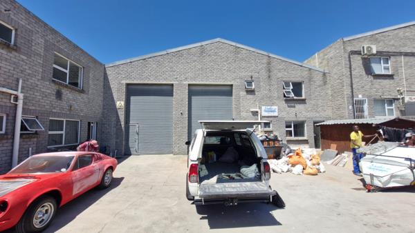 1 146  m² Industrial space