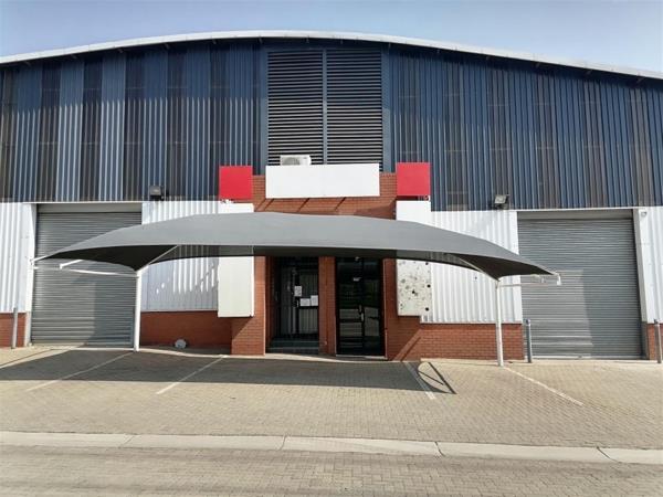 284  m² Industrial space