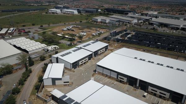 570  m² Industrial space