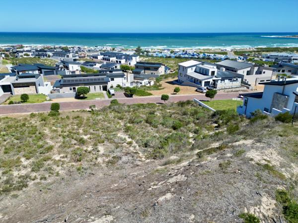 722 m² Land