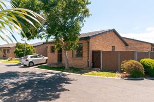 House in Gordons Bay Central