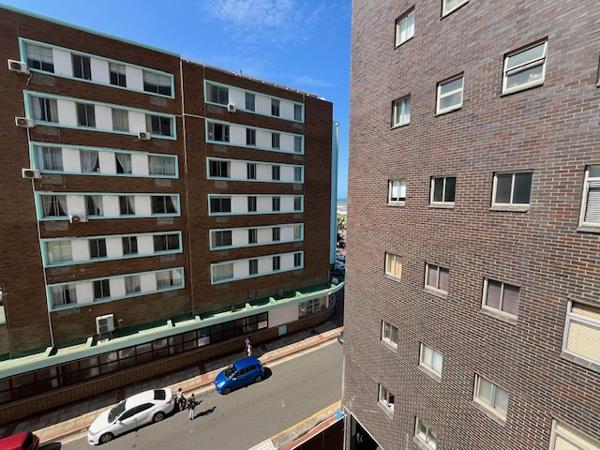 1 Bedroom Flat
