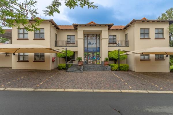 840  m² Office Space