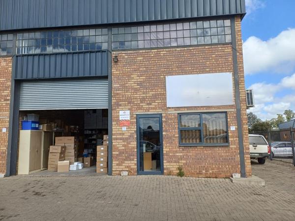 150  m² Commercial space
