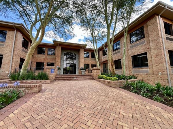 210  m² Commercial space