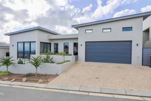 House in Fairhaven Country Estate