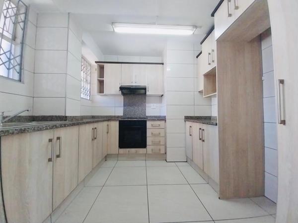 2 Bedroom Flat