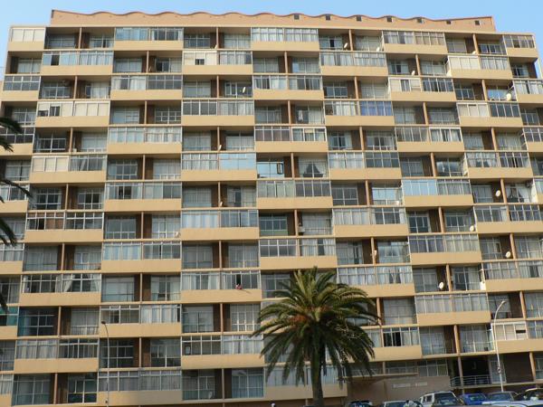 2.5 Bedroom Flat