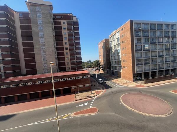 1 Bedroom Flat