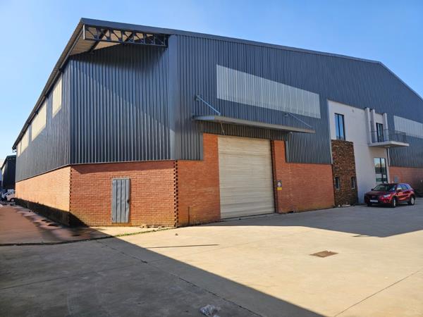 677  m² Industrial space