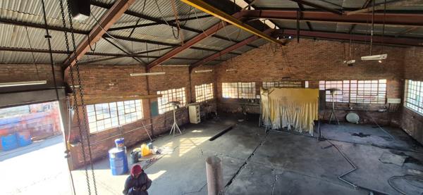 250  m² Industrial space