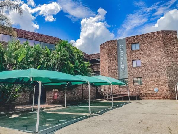 1 500  m² Commercial space