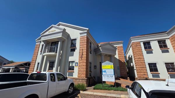 100  m² Commercial space