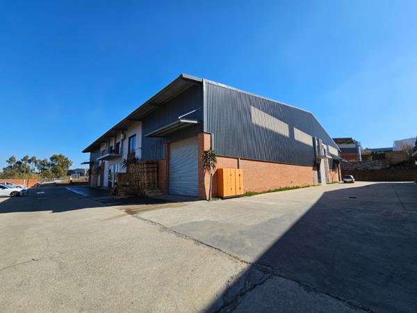 677  m² Industrial space