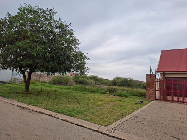 541 m² Land