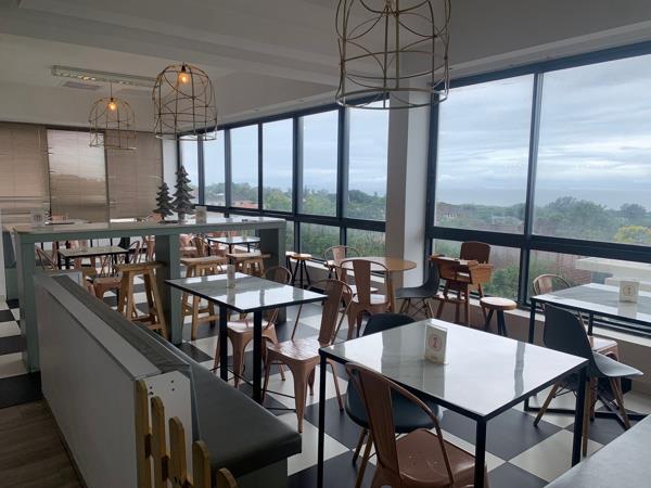 175  m² Retail Space