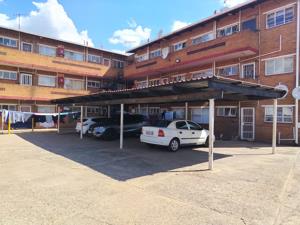 Apartment in Primrose