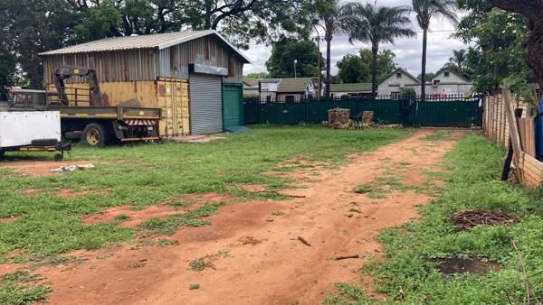 1 275  m² Commercial space