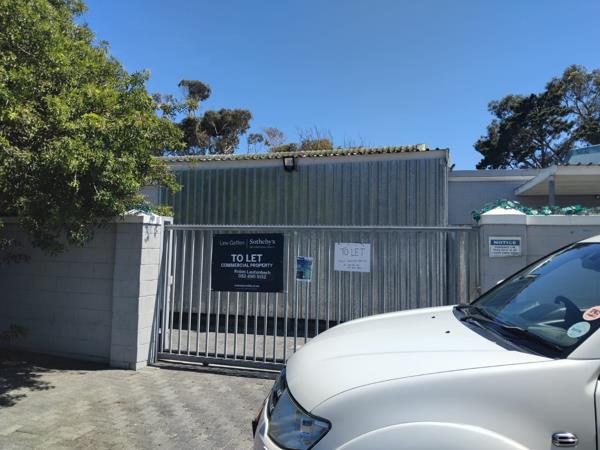 336  m² Industrial space