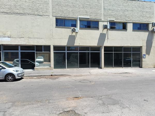 333  m² Commercial space