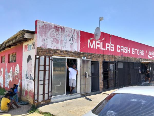 220  m² Commercial space