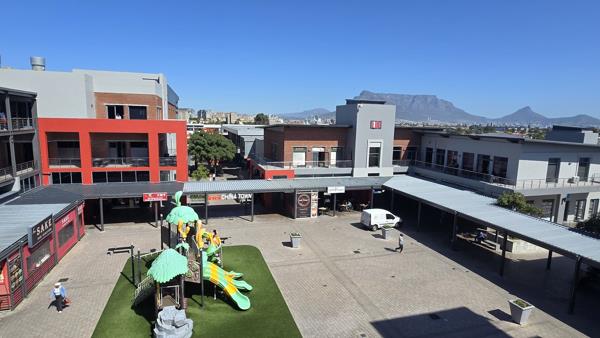 112  m² Retail Space