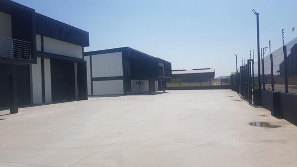 900  m² Industrial space