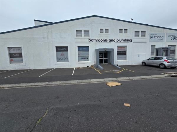 690  m² Industrial space