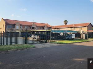 Apartment in Rustenburg Central