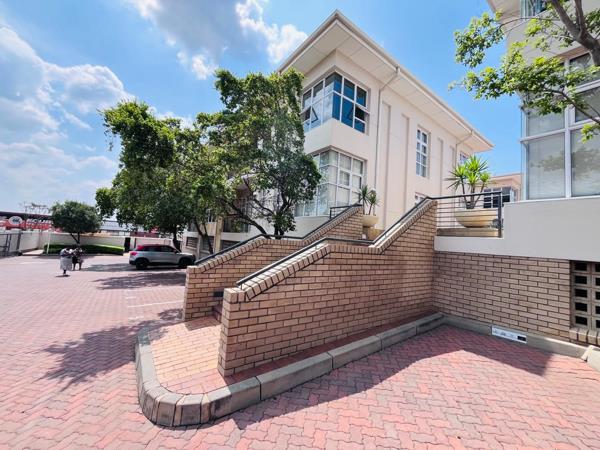 558 m² Commercial space