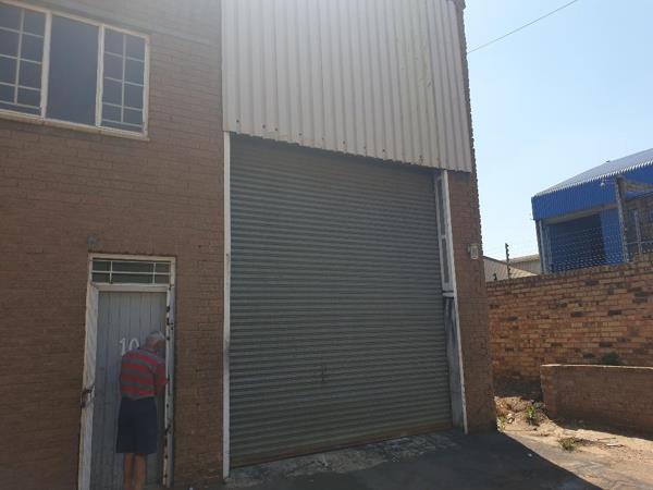 250  m² Industrial space