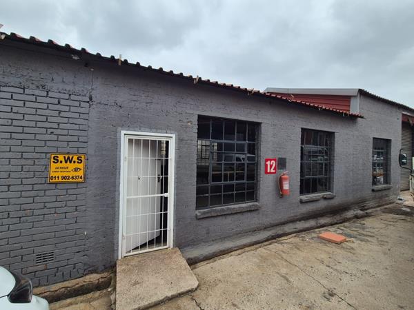 142  m² Industrial space