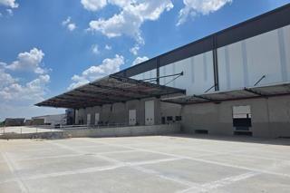 12 674  m² Commercial space