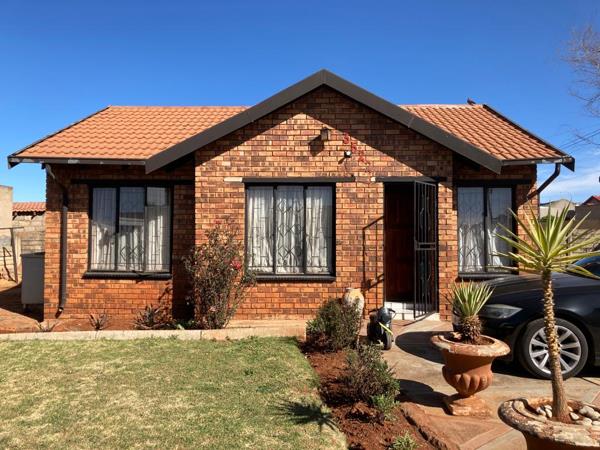 2 Bedroom House