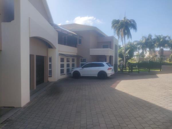 6 Bedroom House