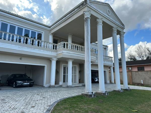 5 Bedroom House