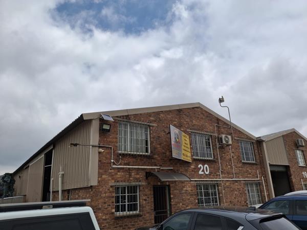 374 m² Industrial space