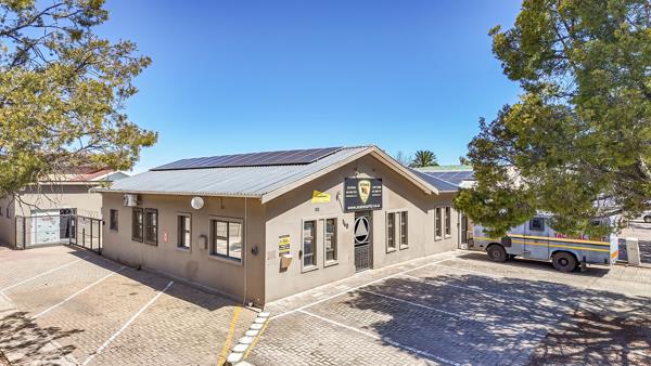 281  m² Commercial space