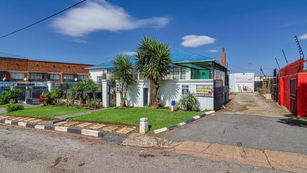 270 m² Commercial space