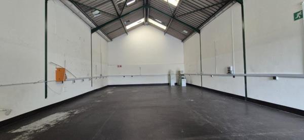 283 m² Industrial space