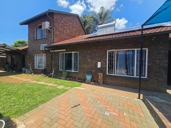 5 Bedroom House