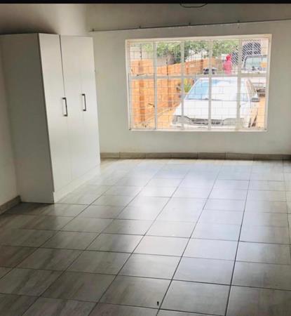 1 Bedroom Garden Cottage