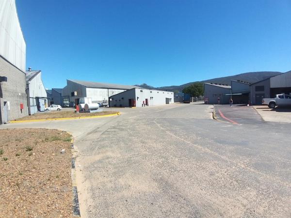 1 514  m² Office Space