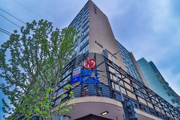 22  m² Retail Space