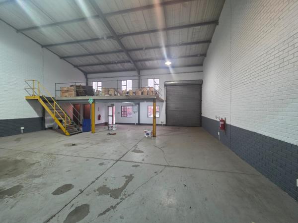 410  m² Industrial space