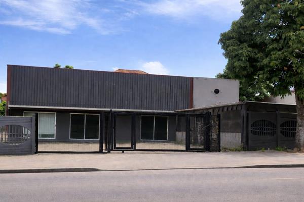 350 m² Commercial space