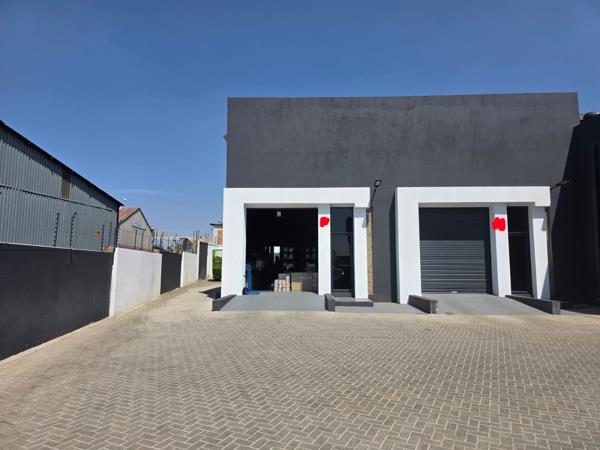 140  m² Industrial space