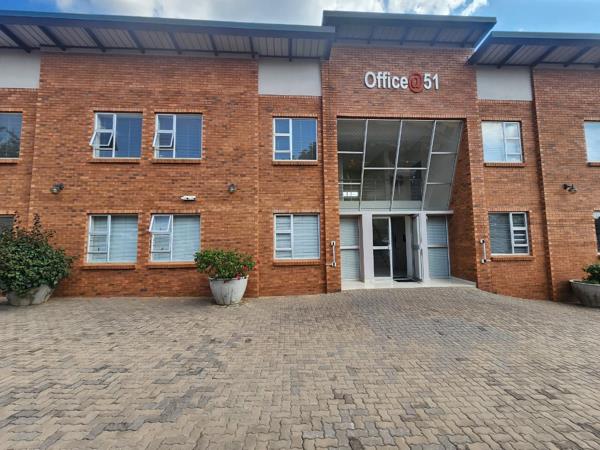 120  m² Commercial space