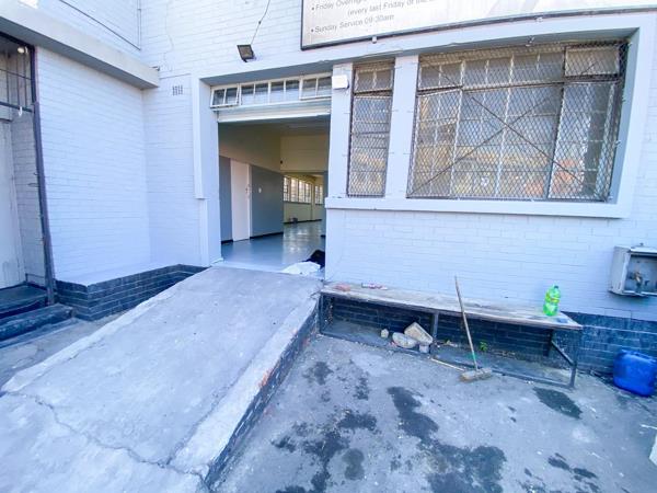 420  m² Industrial space